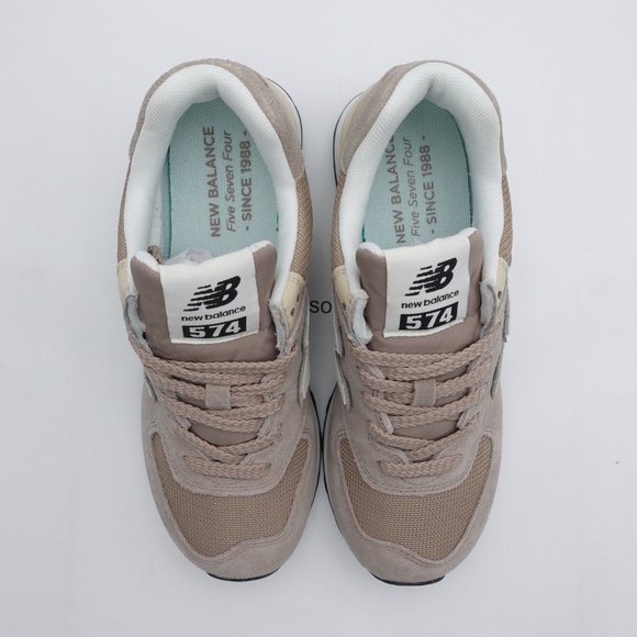 NEW New Balance 574 Sneakers U574WO2 Beige/Off White - Picture 4 of 6